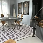 Vip Garden Jacuzzi Seaview In The Hearth Of Downtown Apartment La Spezia