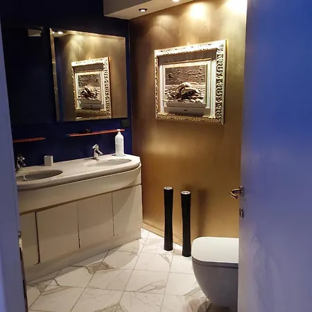 Vip Garden Jacuzzi Seaview In The Hearth Of Downtown شقة لا سبيتسْيا
