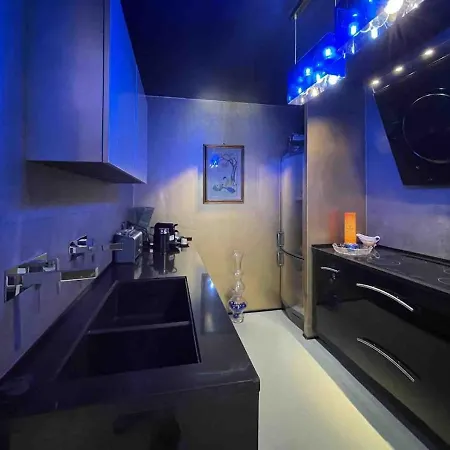 شقة Vip Garden Jacuzzi Seaview In The Hearth Of Downtown