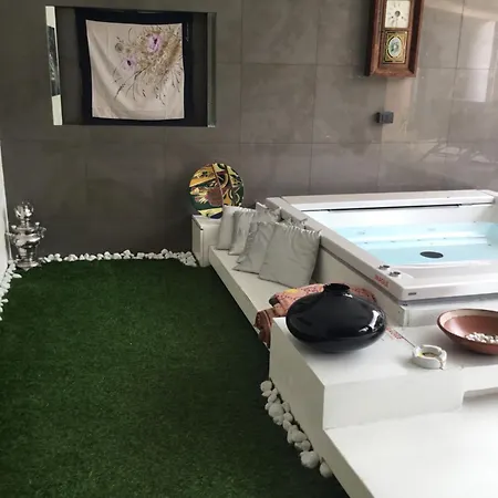 Διαμέρισμα Vip Garden Jacuzzi Seaview In The Hearth Of Downtown *