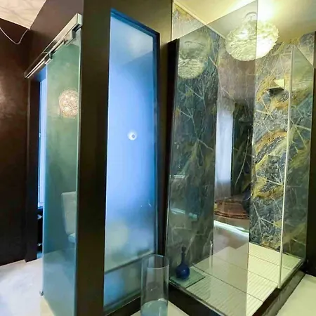 Vip Garden Jacuzzi Seaview In The Hearth Of Downtown شقة