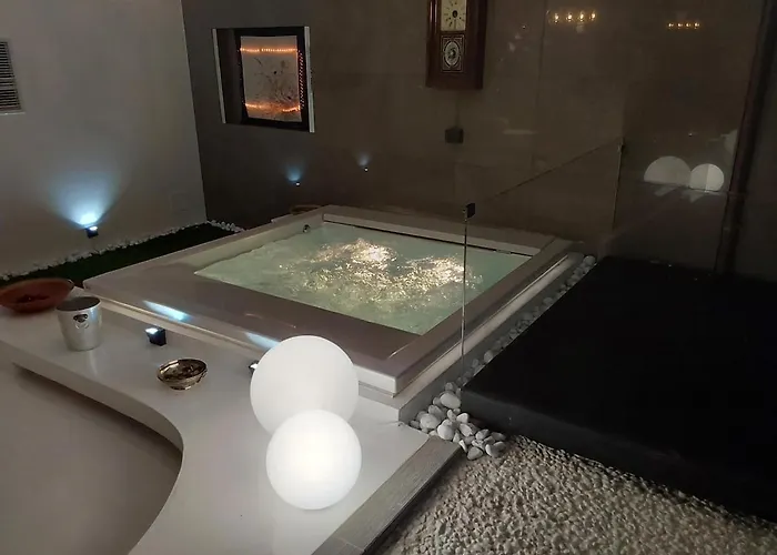 Vip Garden Jacuzzi Seaview In The Hearth Of Downtown Appartement La Spezia
