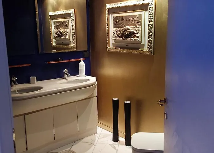 Vip Garden Jacuzzi Seaview In The Hearth Of Downtown Appartement La Spezia