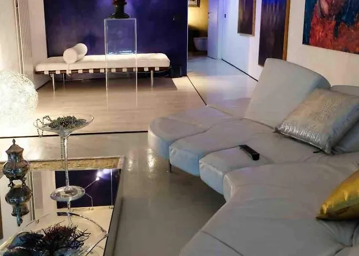 Vip Garden Jacuzzi Seaview In The Hearth Of Downtown Appartement La Spezia