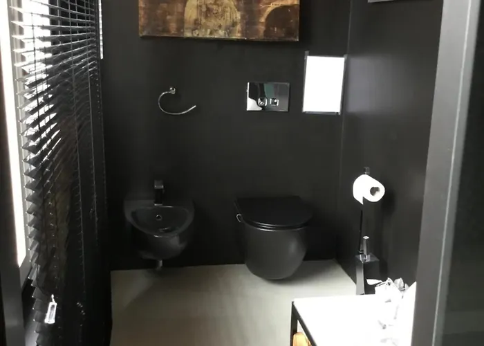 Appartement Vip Garden Jacuzzi Seaview In The Hearth Of Downtown